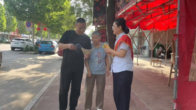 襄垣农商银行潞安支行：开展全民反诈宣传 筑牢群众&ldquo;防骗墙&rdquo;