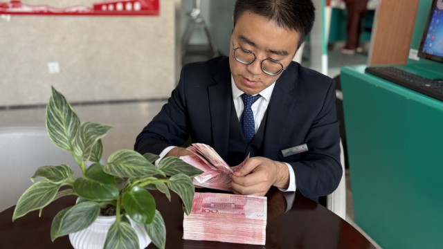 长治长子农商银行吴鑫：以&ldquo;指尖&rdquo;炼真金 铸就技能尖兵