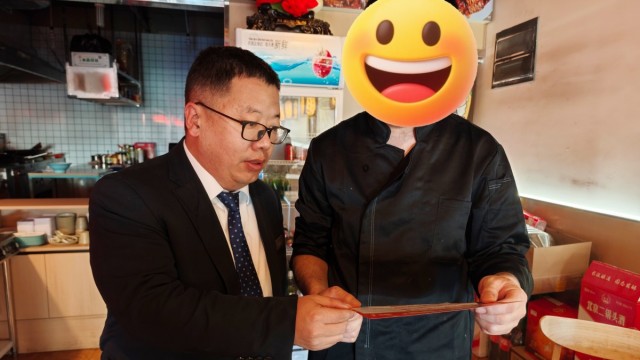 一份烤鱼里的老客温情