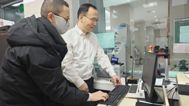 一线服务强保障 科技护航促发展&mdash;&mdash;长治市襄垣农商银行信息科技部深入各网点积极做好科技保障工作