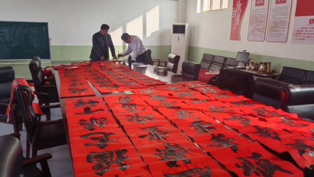 驻村聚力促振兴 携福迎春暖民心&mdash;&mdash;长治市长子农商银行开展驻村帮扶春节慰问活动