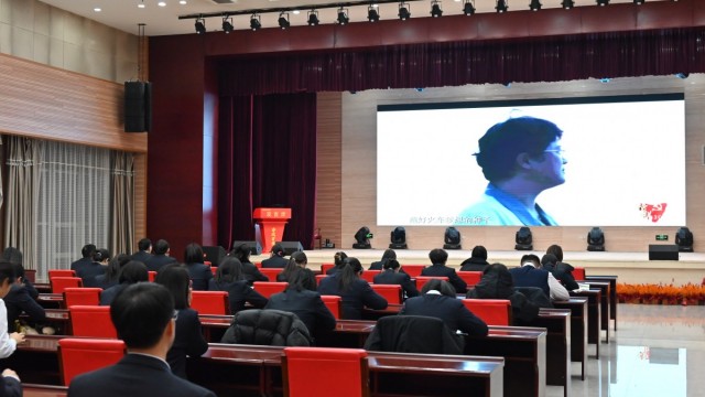 学习榜样精神 凝聚奋进力量&mdash;&mdash;长治市襄垣农商银行组织观看《榜样10》专题节目