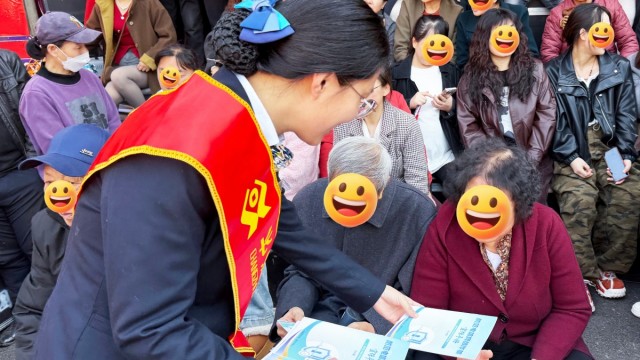 把金融服务融进民俗盛宴