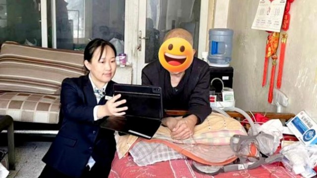 上门服务暖人心    适老金融解民忧