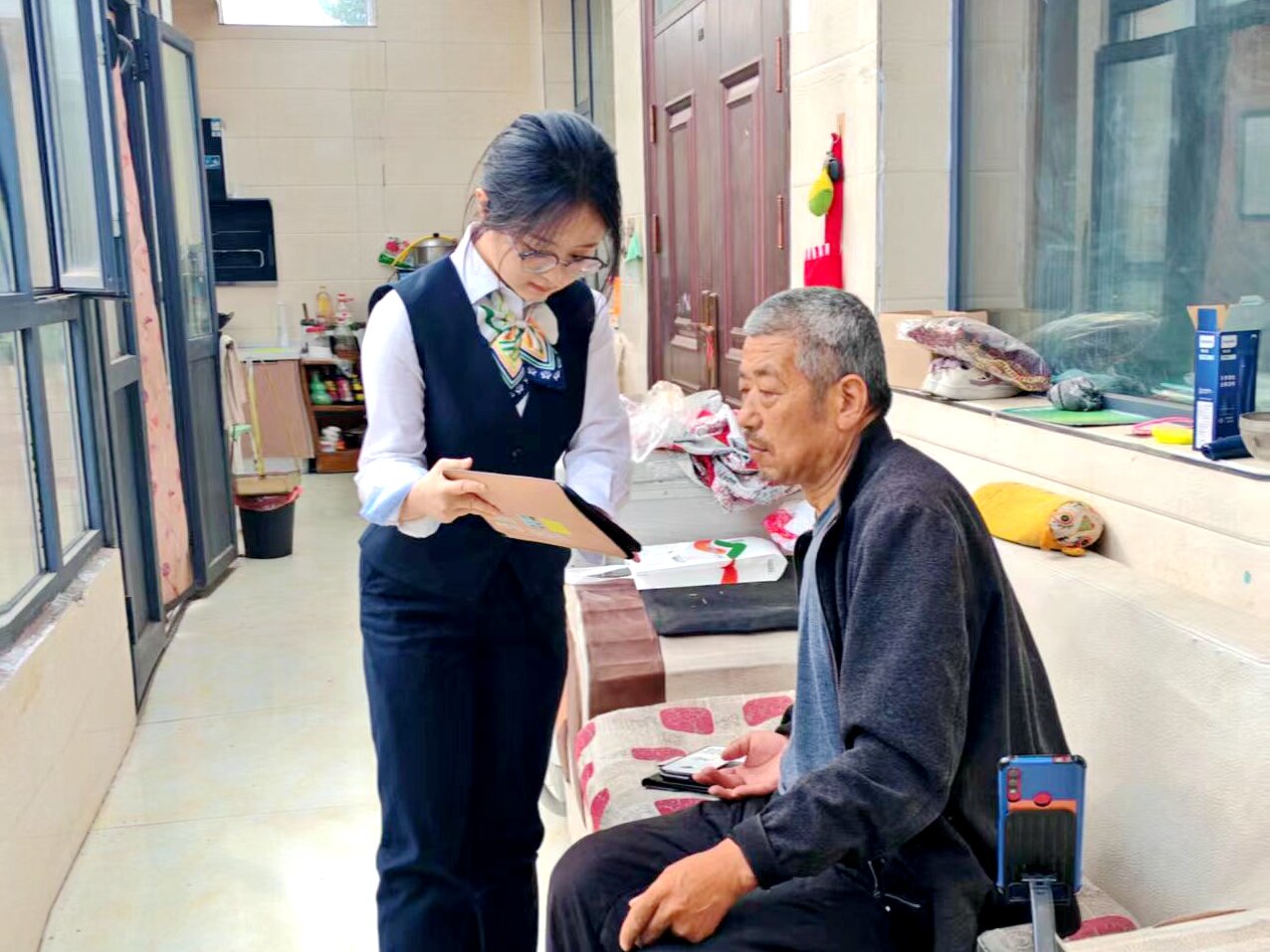 金融服务进社区 暖心便民零距离&mdash;&mdash;长治市黎城农商行西关储蓄所深耕社区践初心